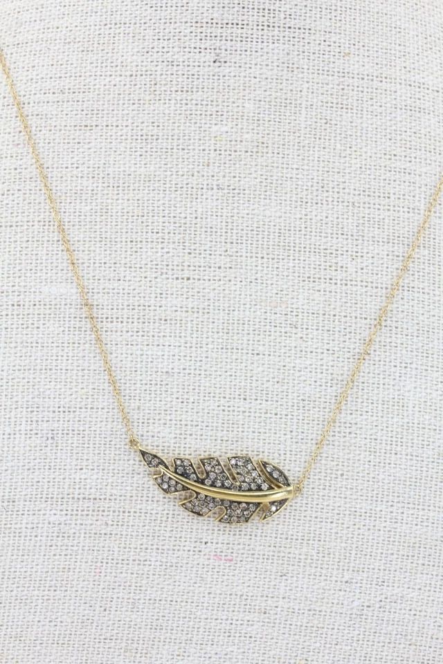 CLYDE DUNEIER CID STERLING GOLD TONE PAVE DIAMOND LEAF PENDANT W/ 20" NECKLACE: CLYDE DUNEIER CID STERLING GOLD TONE PAVE DIAMOND LEAF PENDANT W/ 20" NECKLACE CLYDE DUNEIER CID STERLING GOLD TONE PAVE DIAMOND LEAF PENDANT W/ 20" NECKLACE Description Clyde Duneier CID Sterling Gol