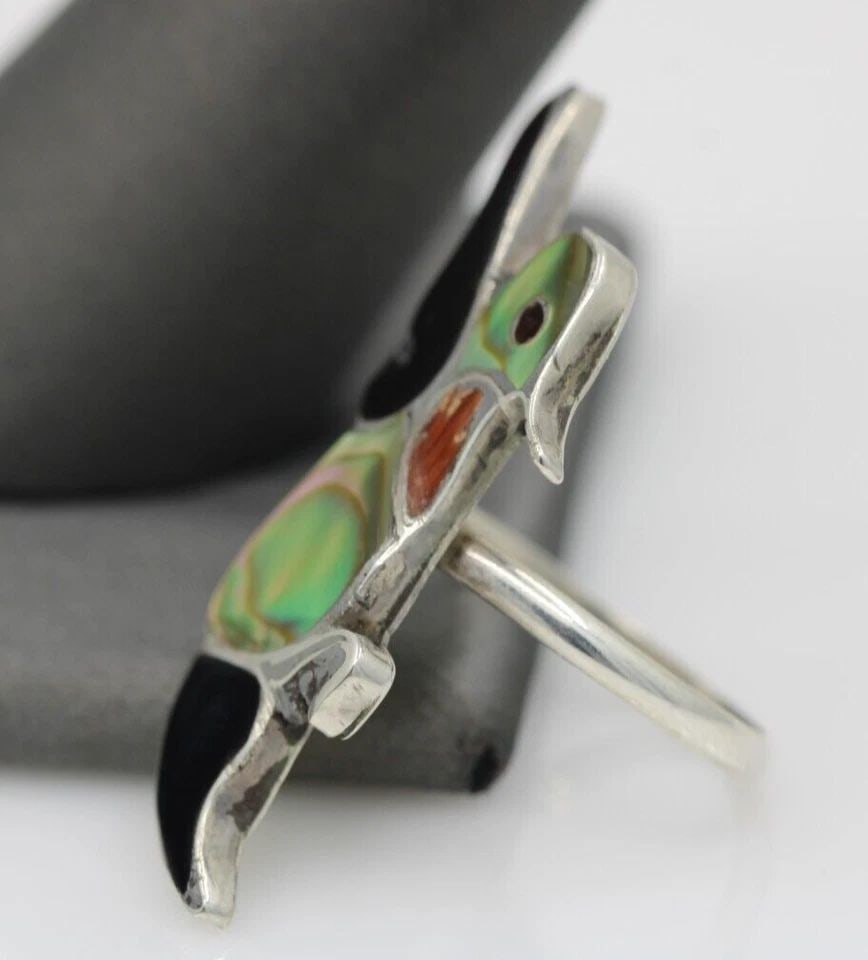 NATIVE AMERICAN C.K. LI MOTHER OF PEARL & BLACK ONYX HUMMINGBIRD RING SIZE 5.5 (1 of 2)