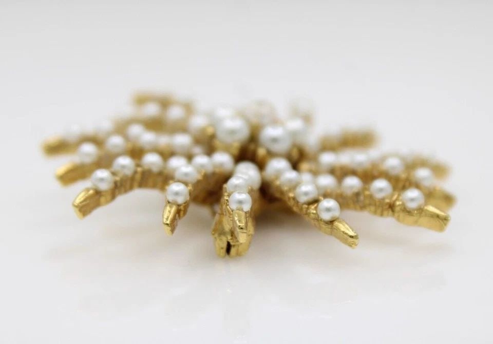 VINTAGE SIGNED FLORENZA GOLD TONE FAUX PEARL SWIRL PINWHEEL PIN BROOCH (1 of 2)