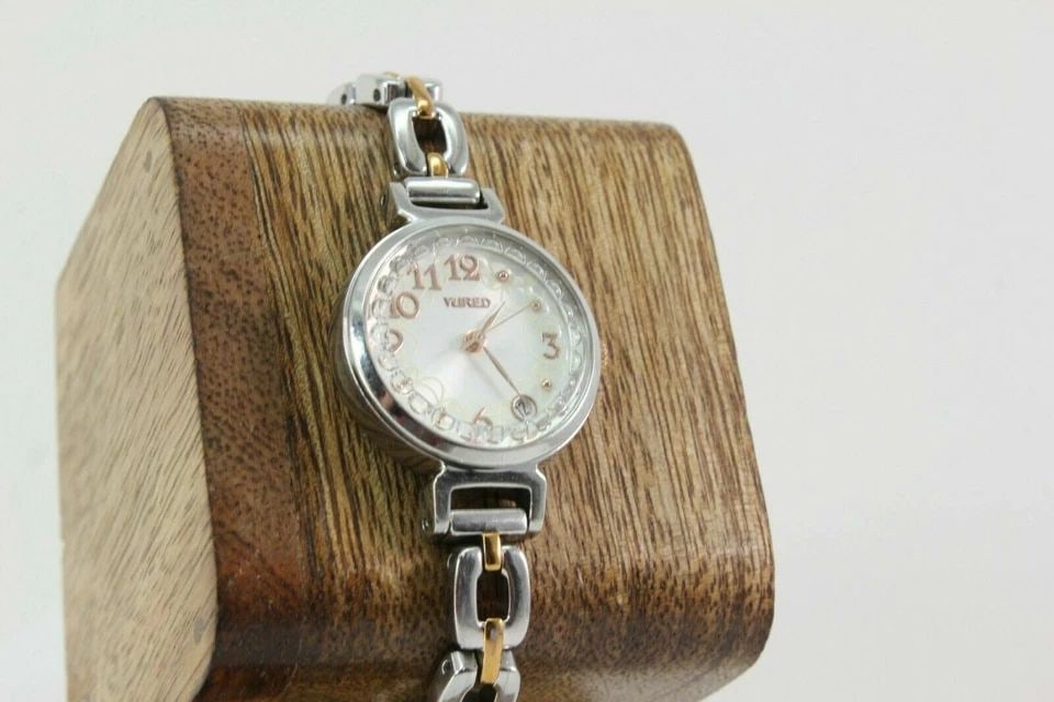 WIRED SILVER DIAL TWO TONE STAINLESS STEEL BRACELET LADIES WATCH 7N82-0HN0 (1 of 2)