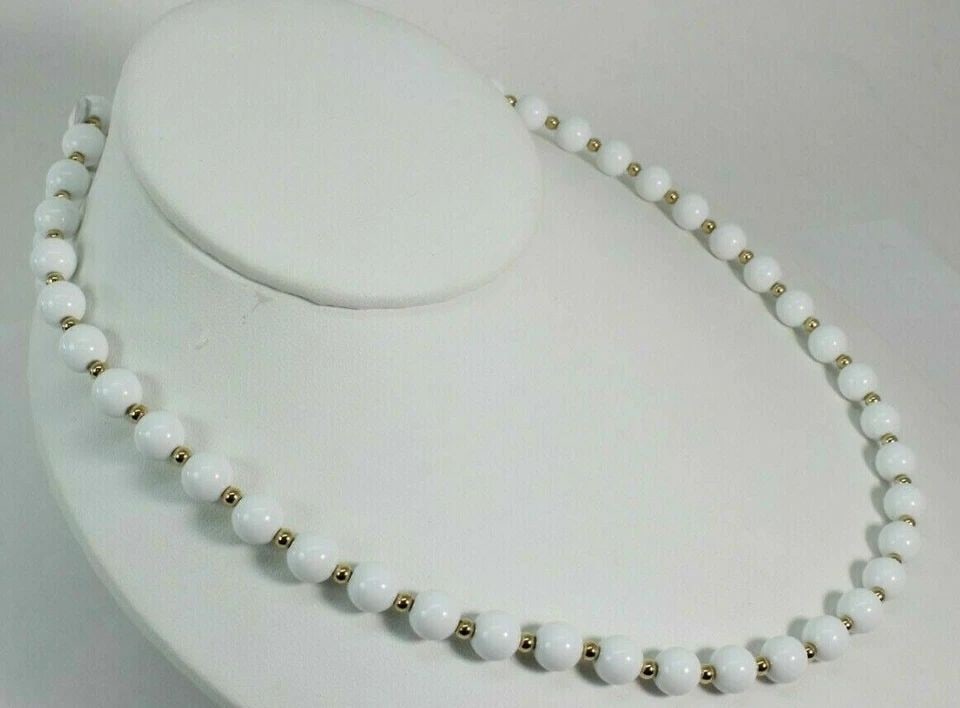 SET OF 2 MONET SMALL 6MM BEAD NECKLACE 27" LARGE BEAD 8MM NECKLACE 24": SET OF 2 MONET SMALL 6MM BEAD NECKLACE 27" LARGE BEAD 8MM NECKLACE 24" Description SET OF 2 MONET SMALL 6MM BEAD NECKLACE 27" LARGE BEAD 8MM NECKLACE 24"! Item is in good condition. May show signs of 