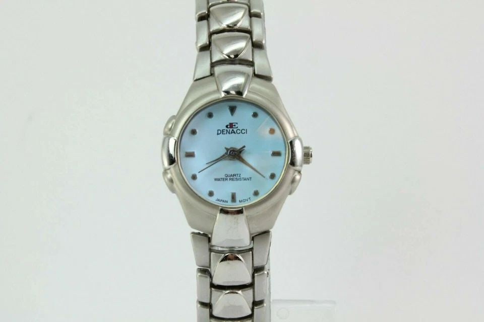 LADIES DENACCI SPECIALTY CRYSTAL JAPAN MOVEMENT STAINLESS STEEL WATCH FS! (1 of 2)