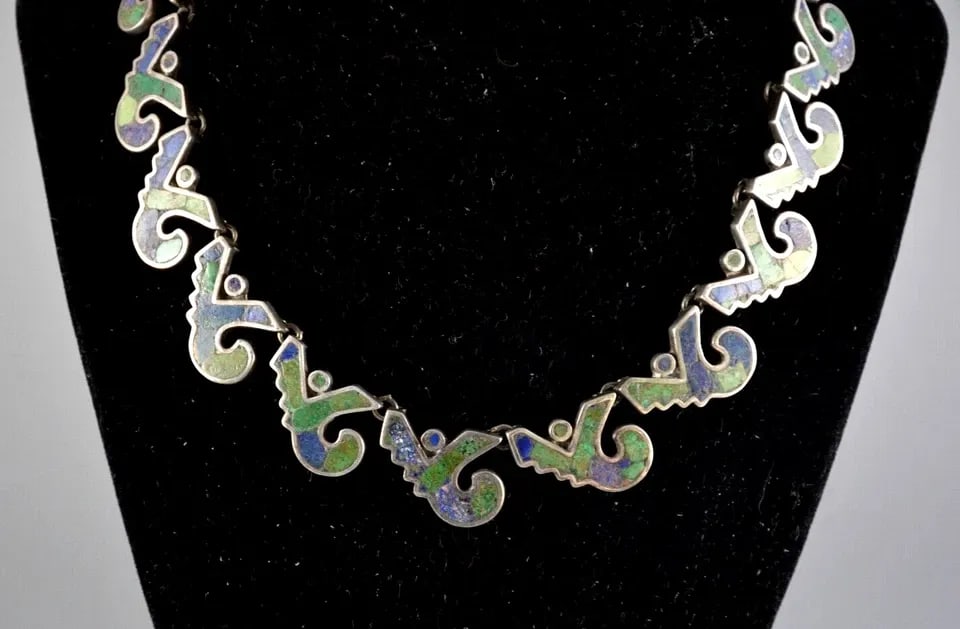 LOS CASTILLO MOSAICO AZTECA 161 - TAXCO SILVER MOSAIC INLAY NECKLACE - 16": LOS CASTILLO MOSAICO AZTECA 161 - TAXCO SILVER MOSAIC INLAY NECKLACE - 16" Item Description: This beautiful Taxco silver necklace was created at the well known Los Castillo shop in Taxco Mexico. This 