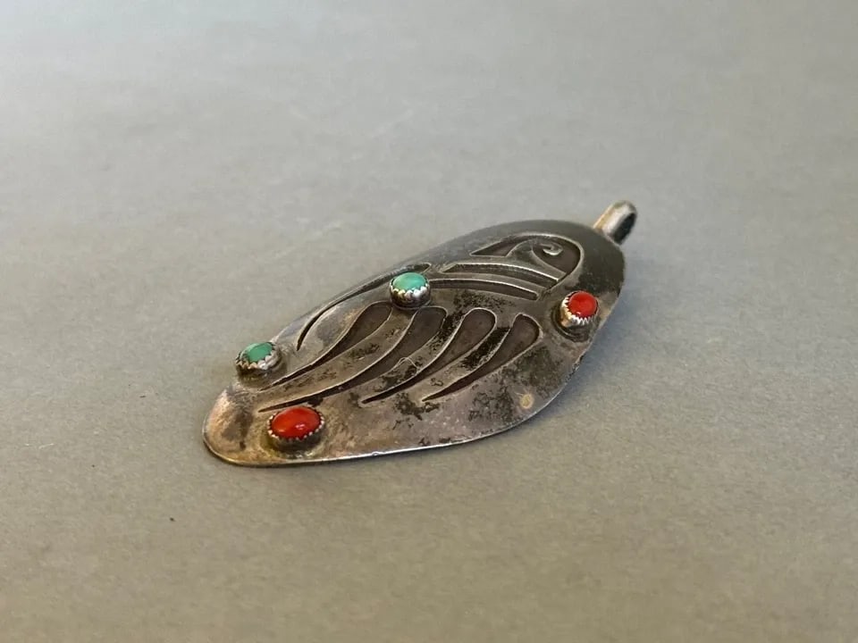 LARGE OLD PAWN HOPI STERLING SILVER BEAR PAW PENDANT -TURQUOISE AND CORAL 3 1/4 (1 of 2)