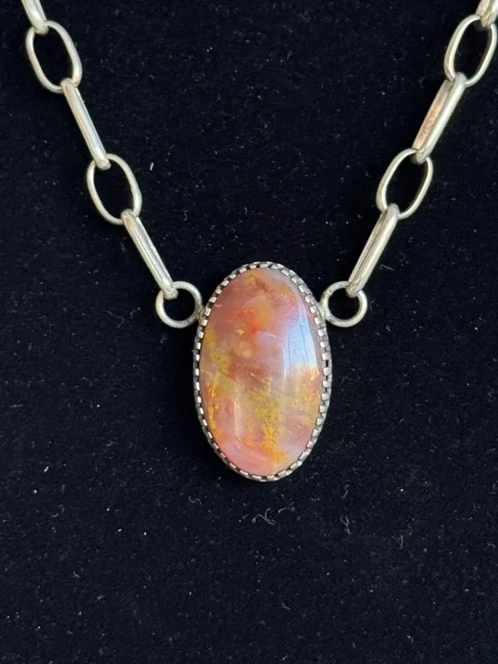 UNUSED HOPI STERLING SILVER MAN IN THE MAZE AND JASPER ROCK SIGNED NECKLACE (1 of 2)