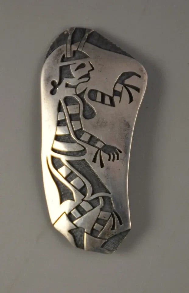 MITCHELL SOCKYMA - VINTAGE HOPI STERLING SILVER PIN KOSHARE CLOWN - HOPI CRAFTS: MITCHELL SOCKYMA - VINTAGE HOPI STERLING SILVER PIN KOSHARE CLOWN - HOPI CRAFTS Item Description: This vintage sterling silver pin has been beautifully crafted by well known Hopi silversmith Mitchell 