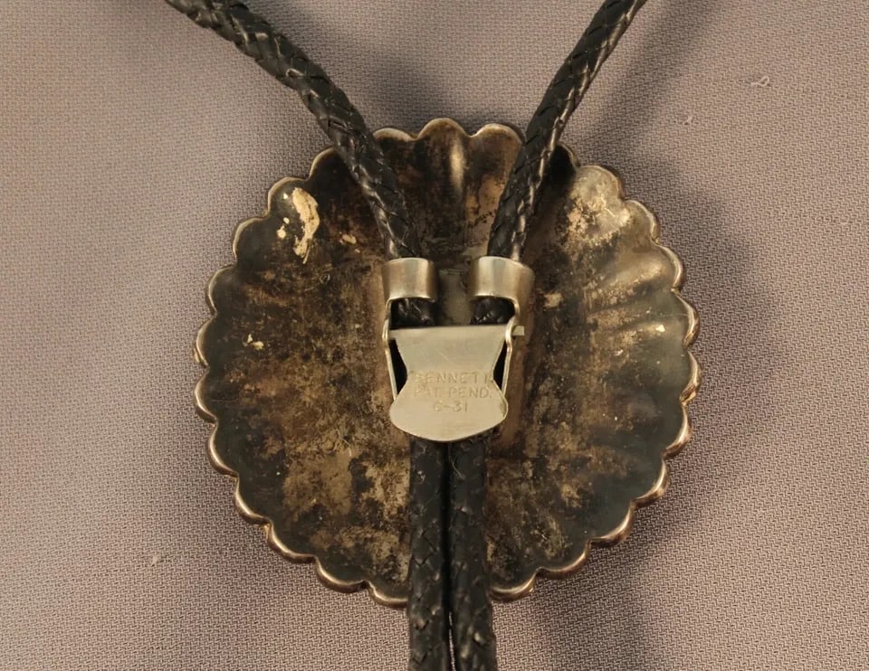 ZUNI INDIAN BOLO TIE STERLING SILVER - SUN FACE ZUNI INLAID STONE AND SHELL (1 of 2)