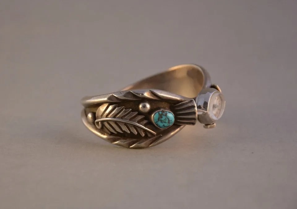OLD PAWN NAVAJO SILVER TURQUOISE LADIES WATCH BRACELET - WALTHAM WATCH - 6 1/8": OLD PAWN NAVAJO SILVER TURQUOISE LADIES WATCH BRACELET - WALTHAM WATCH - 6 1/8" Item Description: This Navajo sterling silver watch bracelet cuff has been beautifully designed and crafted. The thick c