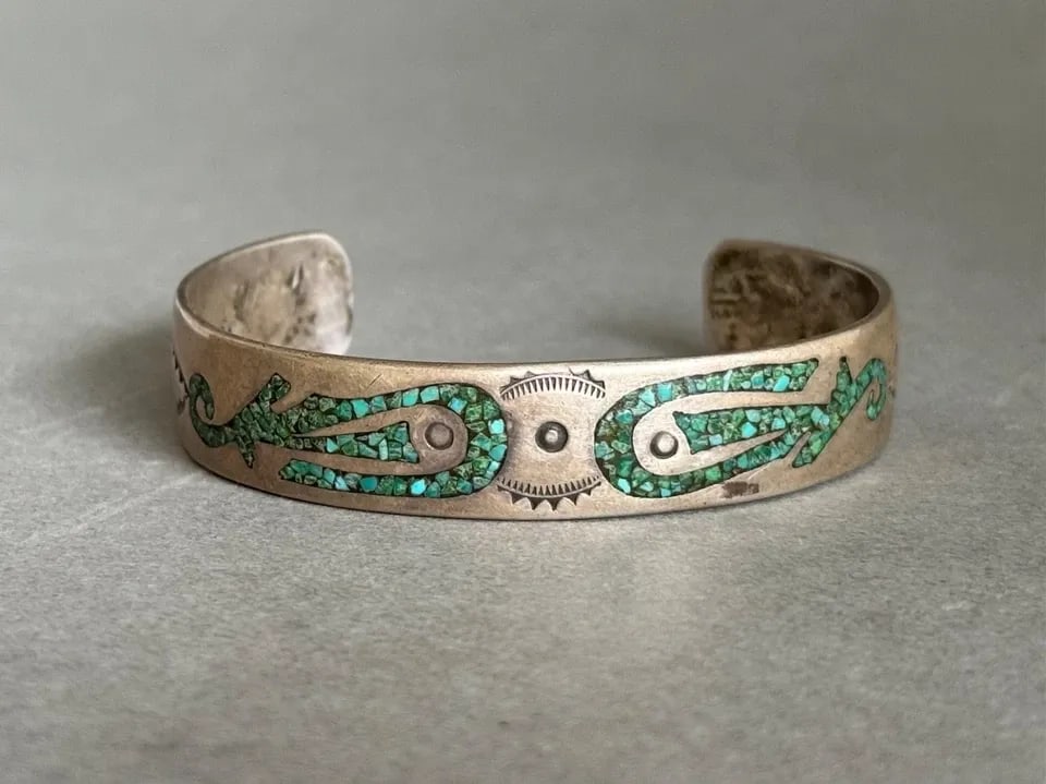 OLD PAWN NAVAJO STERLING SILVER WITH TURQUOISE CHIP INLAY (1 of 2)