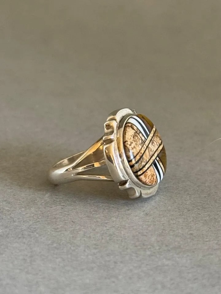 UNUSED NAVAJO STERLING SILVER INLAID STONES AND SHELL RING MARTY YAZZIE SIZE 8: UNUSED NAVAJO STERLING SILVER INLAID STONES AND SHELL RING MARTY YAZZIE SIZE 8 Unused Navajo Sterling Silver Ring with Inlaid Tiger Eye, Jet, Shell and Picture Jasper. Handmade by Marty Yazzie. Size 8