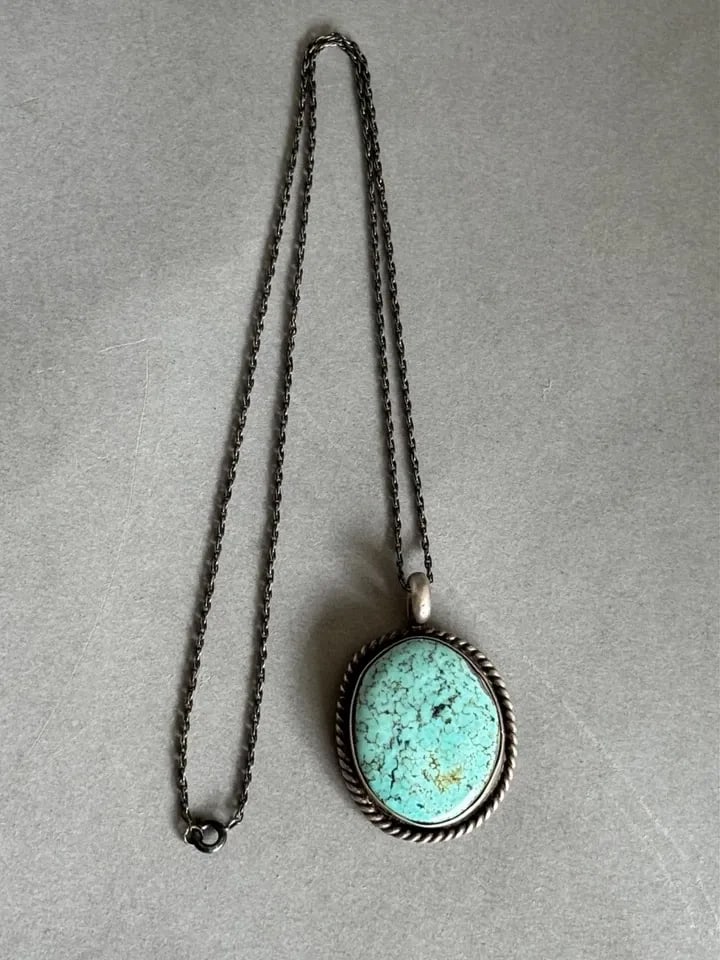OLD PAWN NAVAJO STERLING SILVER AND TURQUOISE PENDANT ON STERLING CHAIN (1 of 2)