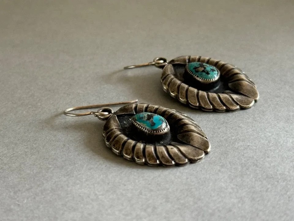 OLD PAWN NAVAJO STERLING SILVER AND TURQUOISE EARRINGS 1 5/8" DROP (1 of 2)
