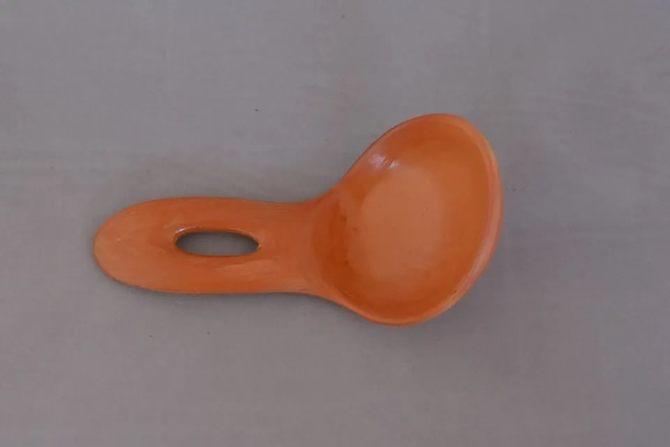 PAULINE SETALLA (1930-) HOPI POTTERY LADLE - BEAUTIFULLY SHAPED POLISHED: PAULINE SETALLA (1930-) HOPI POTTERY LADLE - BEAUTIFULLY SHAPED POLISHED This vintage pottery ladle has been beautifully crafted by Hopi potter Pauline Setalla (1930-). It has been expertly shaped and