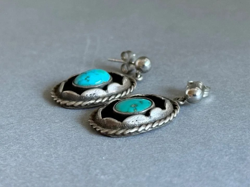 OLD PAWN NAVAJO STERLING SILVER AND TURQUOISE SHADOWBOX EARRINGS 1 1/8" DROP: OLD PAWN NAVAJO STERLING SILVER AND TURQUOISE SHADOWBOX EARRINGS 1 1/8" DROP Old Pawn Navajo Sterling Silver and Turquoise Shadowbox Earrings.