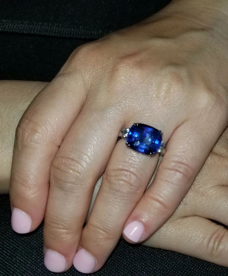 VINTAGE 14K WHITE GOLD ENGAGEMENT RING 10.41CT. NATURAL BLUE CUSHION SHAPE GIA: GIA 14K WHITE GOLD ENGAGEMENT RING 10.41CT. NATURAL BLUE CUSHION SHAPE GORGEOUS 14K WHITE GOLD engagement ring natural blue sapphire in cushion shape center weight 10.41ct. size 13.3x11.3mm very nice 