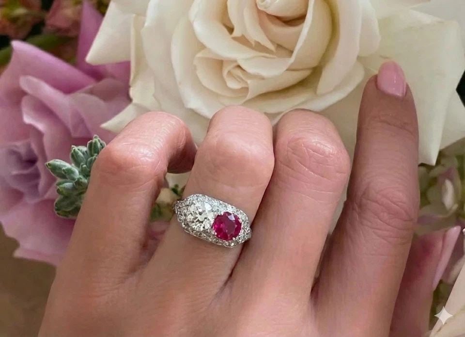 VINTAGE FILIGREE PLATINUM RING 3.32CT. NATURAL DIAMOND BURMA RUBY GIA CERT 1930': VINTAGE FILIGREE PLATINUM RING 3.32CT. NATURAL DIAMOND BURMA RUBY GIA CERT 1930' This stunning vintage Art Deco ring is crafted in solid platinum, featuring a 1.45-carat round diamond (approx. 7.3 mm)