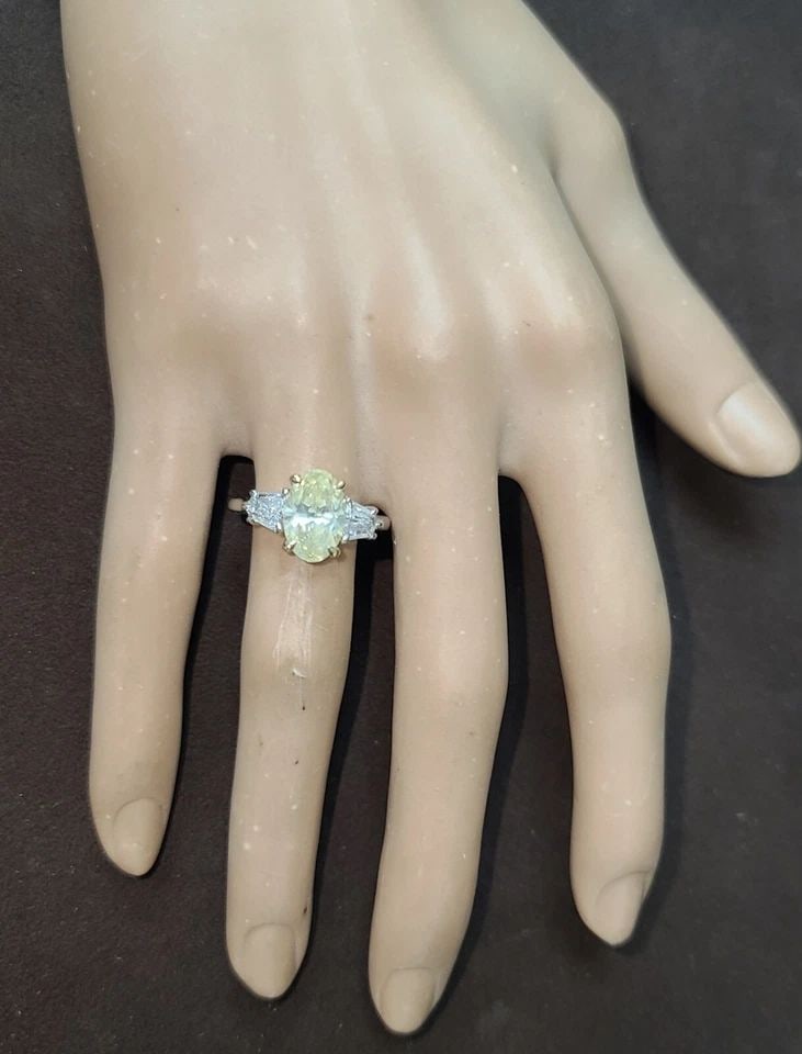 VINTAGE 14K TWO-TONE GOLD ENGAGEMENT RING 2.14CT NATURAL OVAL YELLOW DIAMOND (1 of 2)