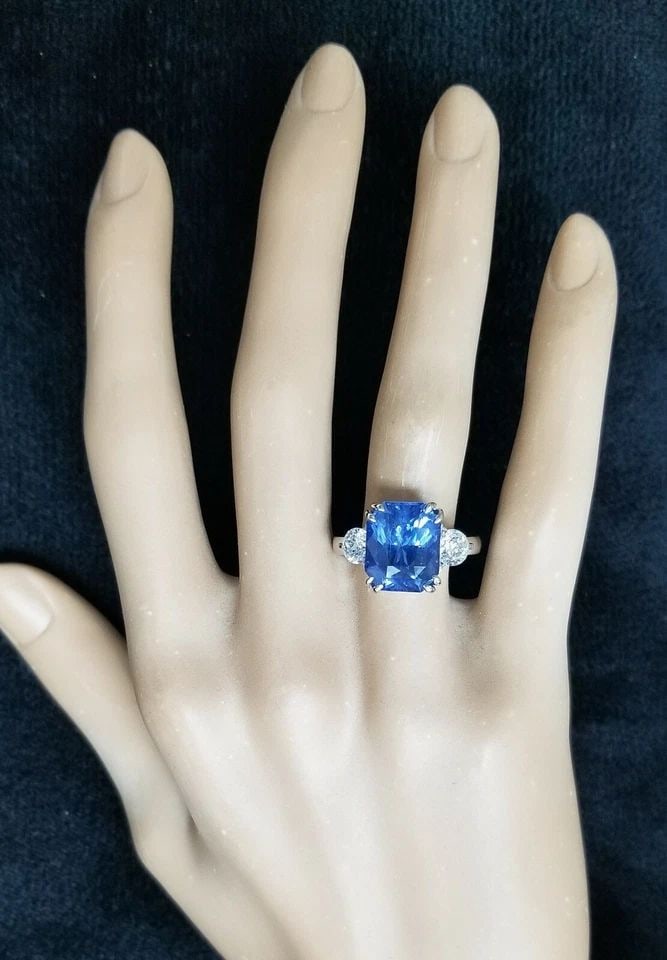 14K WHITE GOLD ENGAGEMENT RING 7.29CT. NATURAL BLUE SAPPHIRE RADIANT CUT (1 of 2)