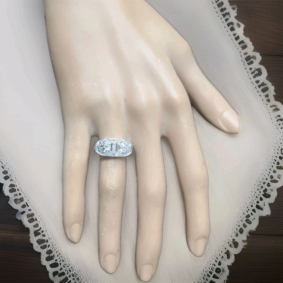 2.30CT. PLATINUM VINTAGE FILIGREE ENGAGEMENT RING NATURAL OLD EURO CUT 1920'S: 2.30CT. PLATINUM VINTAGE FILIGREE ENGAGEMENT RING NATURAL OLD EURO CUT 1920'S A truly exquisite Art Deco engagement ring, dating to the 1920s, masterfully crafted in platinum and adorned with intricat