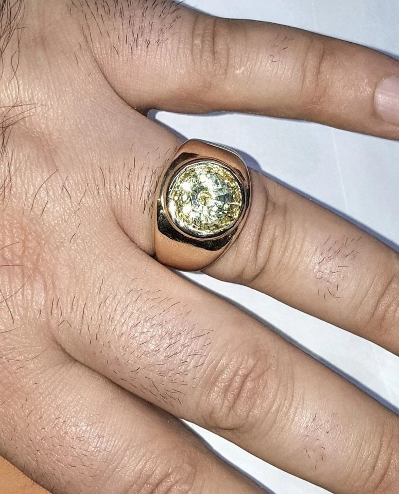 GORGEOUS 14K YELLOW GOLD MENS RING NATURAL YELLOW SAPPHIRE 8.17CT.: GORGEOUS 14K YELLOW GOLD MENS RING NATURAL YELLOW SAPPHIRE 8.17CT. Gorgeous 14k yellow gold ring natural yellow sapphire round shape weighs 8.17ct Size 11.8mm This gem sapphire is natural untreated , 