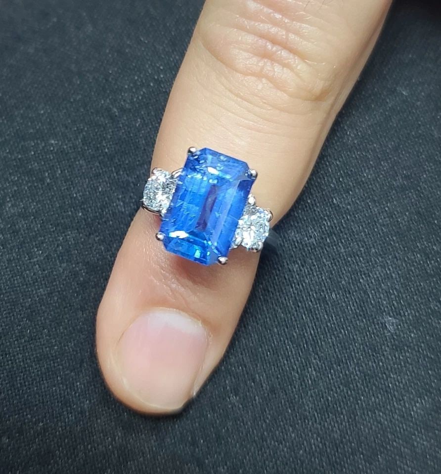 14K WHITE GOLD ENGAGEMENT RING 6.08CT NATURAL CEYLON BLUE SAPPHIRE EMERALD CUT: 14K WHITE GOLD ENGAGEMENT RING 6.08CT.NATURAL BLUE SAPPHIRE EMERALD CUT GIA CERT GORGEOUS 14K WHITE GOLD engagement ring natural ceylon blue sapphire in emerald shape center sapphire weight 6.08carat 