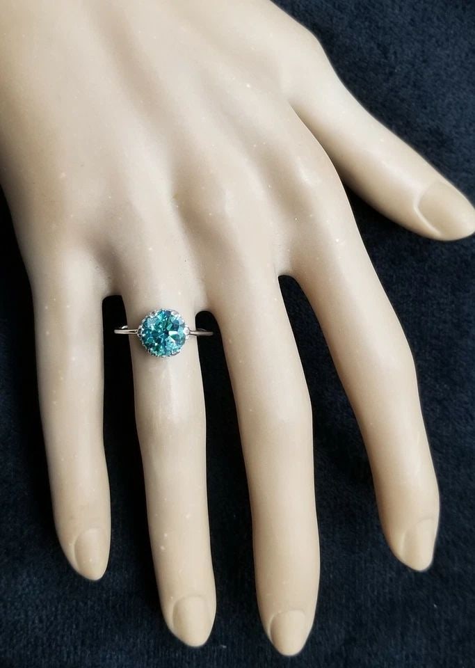 2.12CT. PLATINUM VINTAGE ENGAGEMENT RING NATURAL ROUND BLUE DIAMOND CIRC 1920'S: 2.12CT. PLATINUM VINTAGE ENGAGEMENT RING NATURAL ROUND BLUE DIAMOND CIRC 1920'S Gorgeous art deco filigree vintage Platinum Engagement ring circ 1920's center natural treated blue round Diamond weight