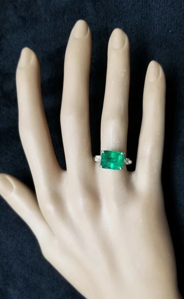 VINTAGE 14K WHITE GOLD ENGAGEMENT RING 4.47CT. NATURAL GREEN EMERALD GIA CERT. (1 of 2)