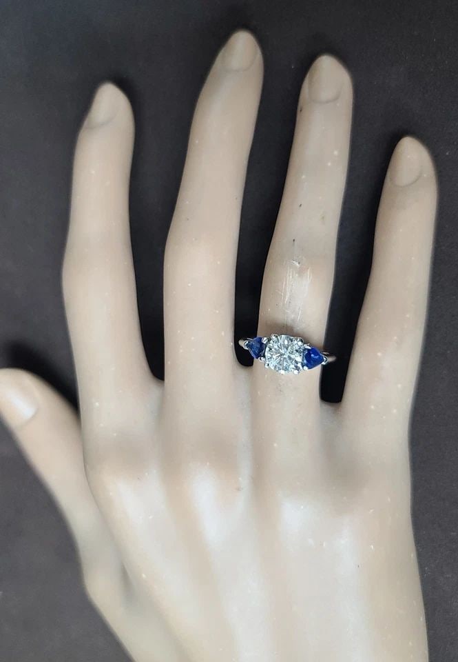 PLATINUM VINTAGE ENGAGEMENT RING 1.18CT.NATURAL OLD EURO CUT ROUND DIAMOND: PLATINUM VINTAGE ENGAGEMENT RING 1.18CT.NATURAL OLD EURO CUT ROUND DIAMOND This vintage engagement ring is a stunning piece made of platinum and features a 1.18 carat natural old Euro cut round diamon