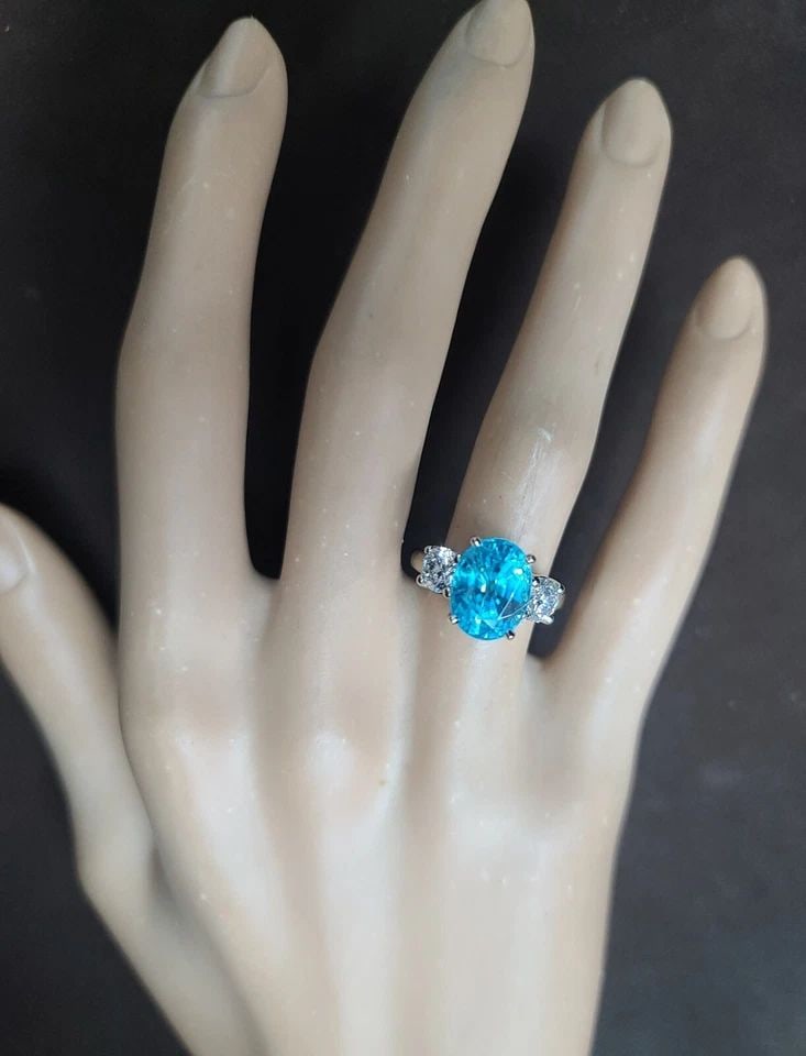 VINTAGE 14K WHITE GOLD ENGAGEMENT RING 6.68CT. NATURAL BLUE ZIRCON OVAL SHAPE (1 of 2)
