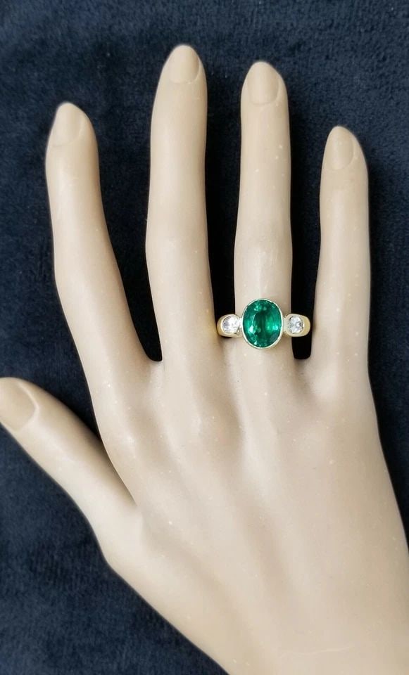VINTAGE 18K YELLOW GOLD ENGAGEMENT RING 3.14CT.LAB GROWN GREEN EMERALD OVAL (1 of 2)