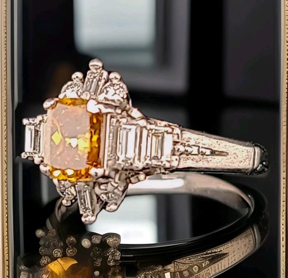 PLATINUM VINTAGE RING 0.80CT.NATURAL FANCY ORANGE YELLOW DIAMOND CUSHION CUT GIA (1 of 2)