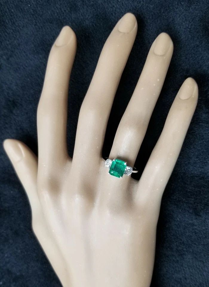 14K WHITE GOLD ENGAGEMENT RING RING 2.10CT.NATURAL GREEN EMERALD GIA CERT (1 of 2)