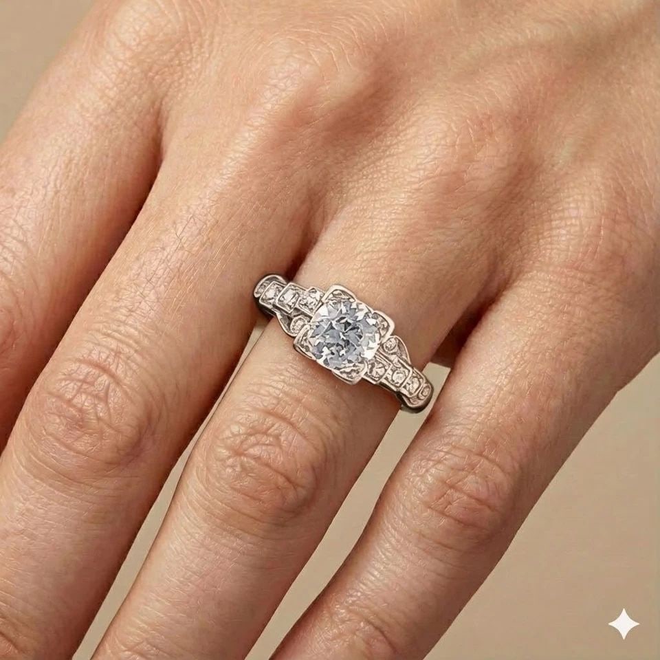 PLATINUM VINTAGE ENGAGEMENT RING 0.80CT.NATURAL OLD EURO ROUND DIAMOND 1920'S: PLATINUM VINTAGE ENGAGEMENT RING 0.80CT.NATURAL OLD EURO ROUND DIAMOND 1920'S This authentic Art Deco engagement ring from the 1920s features a natural 0.80ct round brilliant diamond set in solid plat