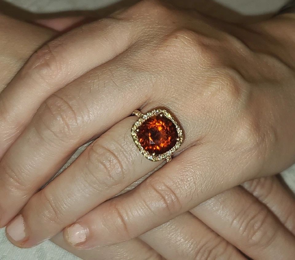 14K ROSE GOLD RING 6.45CT. NATURAL ORANGE GARNET SPESSARTINE CUSHION SHAPE: 14K ROSE GOLD RING 6.45CT. NATURAL ORANGE GARNET SPESSARTINE CUSHION SHAPE GORGEOUS 14K yellow gold engagement ring with natural orange spessartine garnet in a cushion shape center natural orange garn