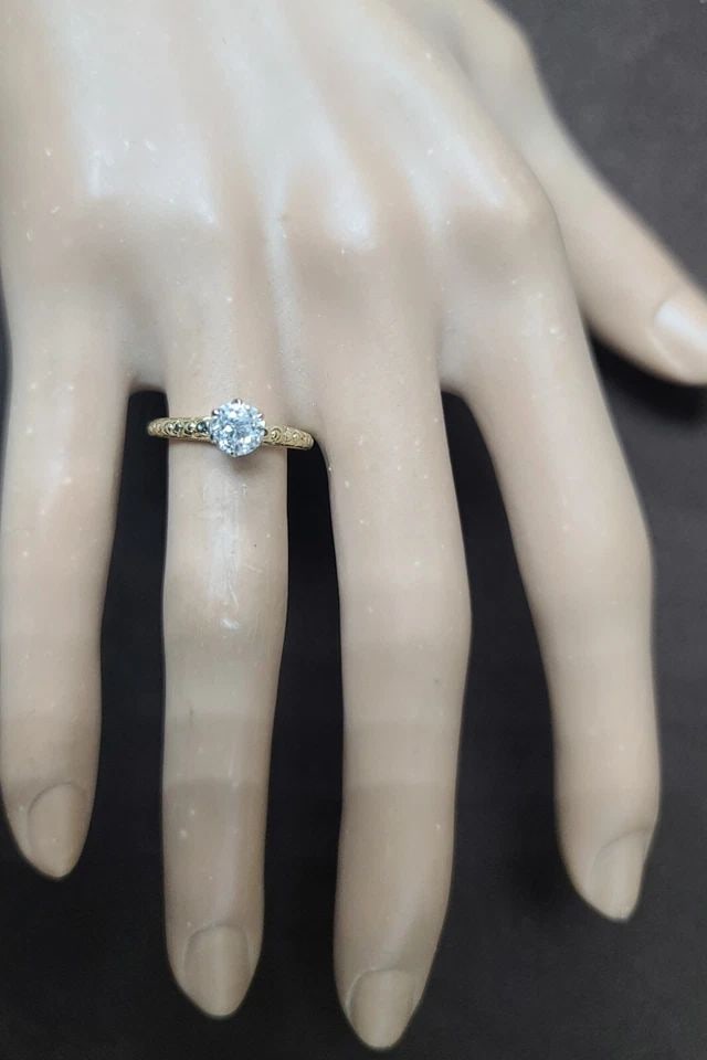 14K YELLOW WHITE GOLD VINTAGE ENGAGEMENT RING 0.70CT. NATURAL OLD-CUT DIAMOND: 14K YELLOW WHITE GOLD VINTAGE ENGAGEMENT RING 0.70CT. NATURAL OLD-CUT DIAMOND Gorgeous 14k white gold Engagement ring vintage filigree art deco natural old mine cut Diamond circ 1920's center set natu