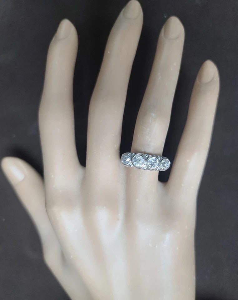 1.02CT. VINTAGE 18K WHITE GOLD FOUR STONE ENGAGEMENT RING OLD MINE CUT DIAMOND: 1.02CT. VINTAGE 18K WHITE GOLD FOUR STONE ENGAGEMENT RING OLD MINE CUT DIAMOND Gorgeous Vintage four stone engagement ring ROUND OLD mine CUT Diamond 18k white gold ring circ 1920's ring is finely cra