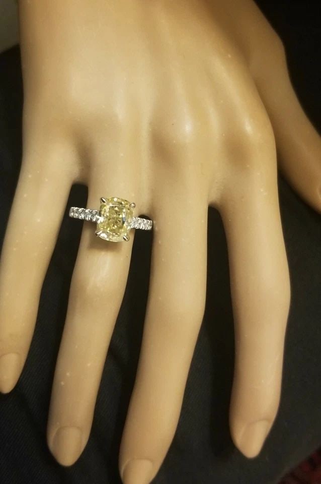 14K WHITE GOLD ENGAGEMENT RING 3.48CT. YELLOW MOISSANITE CUSHION SHAPE (1 of 2)
