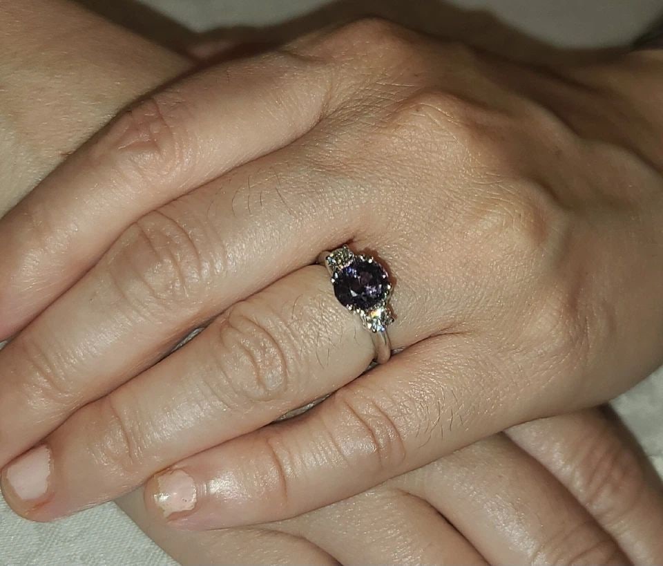 14K WHITE GOLD 2.83CT OVAL NATURAL PURPLE SAPPHIRE ENGAGEMENT RING: 14K WHITE GOLD ENGAGEMENT RING 2.83CT. NATURAL PURPLE SAPPHIRE OVAL CUT GORGEOUS 14K white GOLD natural purple sapphire engagement ring Center natural oval purple sapphire weight 2.83ct. size 8.3x7.3m