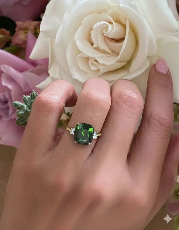 VINTAGE 14K YELLOW GOLD ENGAGEMENT RING 4.66CT. NATURAL GREEN CUSHION TOURMALINE: VINTAGE 14K YELLOW GOLD ENGAGEMENT RING 4.66CT. NATURAL GREEN CUSHION TOURMALINE Gorgeous vintage 14K yellow gold engagement ring, showcasing a captivating natural green tourmaline in a romantic cushi
