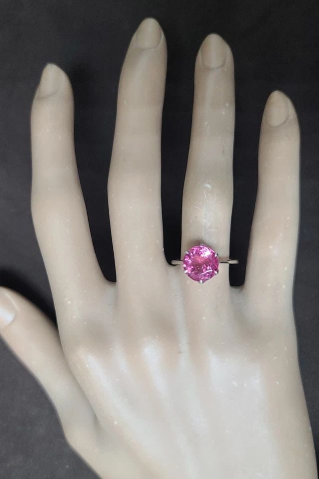 VINTAGE PLATINUM ENGAGEMENT RING 2.84CT. NATURAL ROUND PINK TOURMALINE: VINTAGE PLATINUM ENGAGEMENT RING 2.84CT. NATURAL ROUND PINK TOURMALINE GORGEOUS VINTAGE Platinum engagement ring with natural pink tourmaline in a round shape, weight 2.84ct. size 8.8mm very nice rich