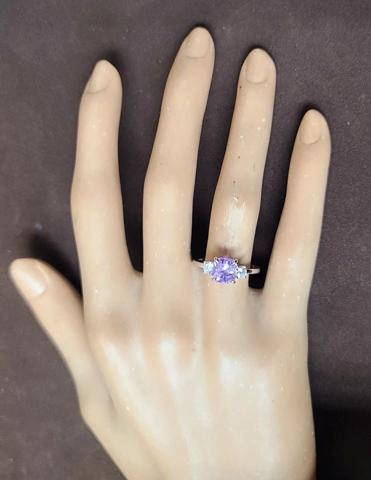 VINTAGE 14K WHITE GOLD ENGAGEMENT RING 1.81CT.NATURAL LAVENDER PURPLE SAPPHIRE (1 of 2)