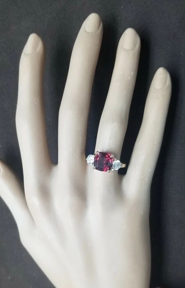 14K YELLOW GOLD ENGAGEMENT RING 3.52CT. NATURAL RED GARNET CUSHION SHAPE (1 of 2)