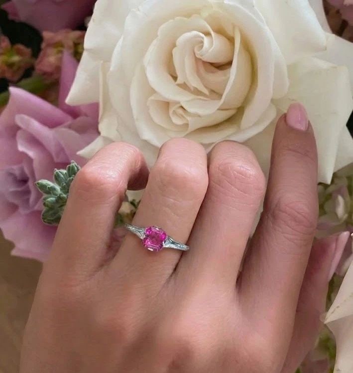 VINTAGE 14K WHITE GOLD ENGAGEMENT RING 1.12CT. NATURAL PINK TOURMALINE RADIANT: VINTAGE 14K WHITE GOLD ENGAGEMENT RING 1.12CT. NATURAL PINK TOURMALINE RADIANT Gorgeous vintage filigree engagement ring crafted in solid 14K white gold, featuring a natural radiant-shaped pink tourma