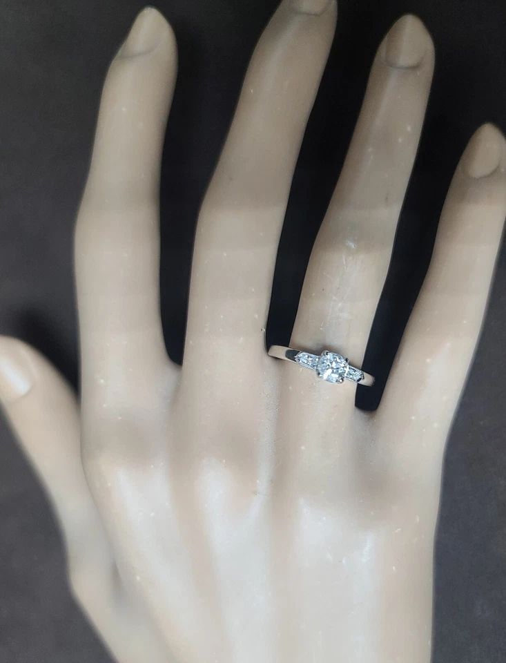 PLATINUM VINTAGE ENGAGEMENT RING 0.40CT. NATURAL OLD EURO CUT DIAMOND CIRC 1930': PLATINUM VINTAGE ENGAGEMENT RING 0.40CT. NATURAL OLD EURO CUT DIAMOND CIRC 1930' Gorgeous platinum Engagement ring filigree natural old euro cut Diamond circ 1930's center set natural euro old cut rou