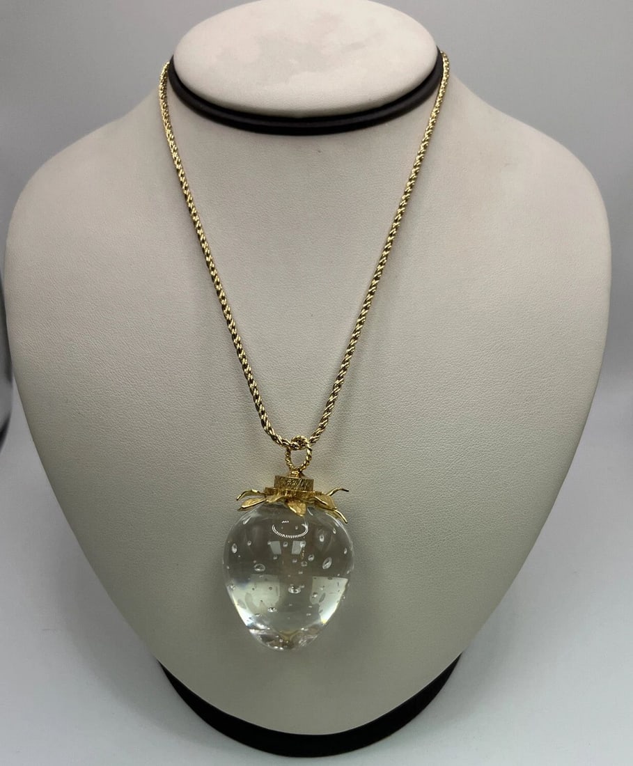 VINTAGE STEUBEN GLASS STRAWBERRY W 18K GOLD LEAF STEM ON 25" 14K GOLD ROPE CHAIN (1 of 2)