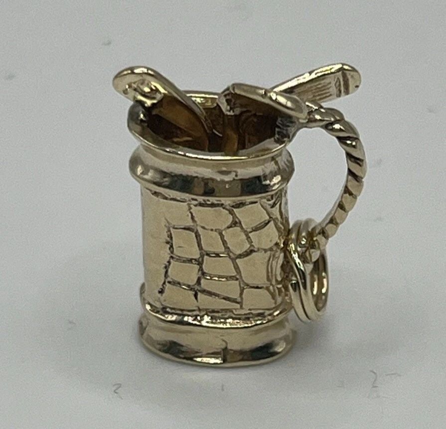 14K YELLOW GOLD TEXTURED GOLF BAG & CLUBS SPORTS PENDANT/CHARM (1 of 1)