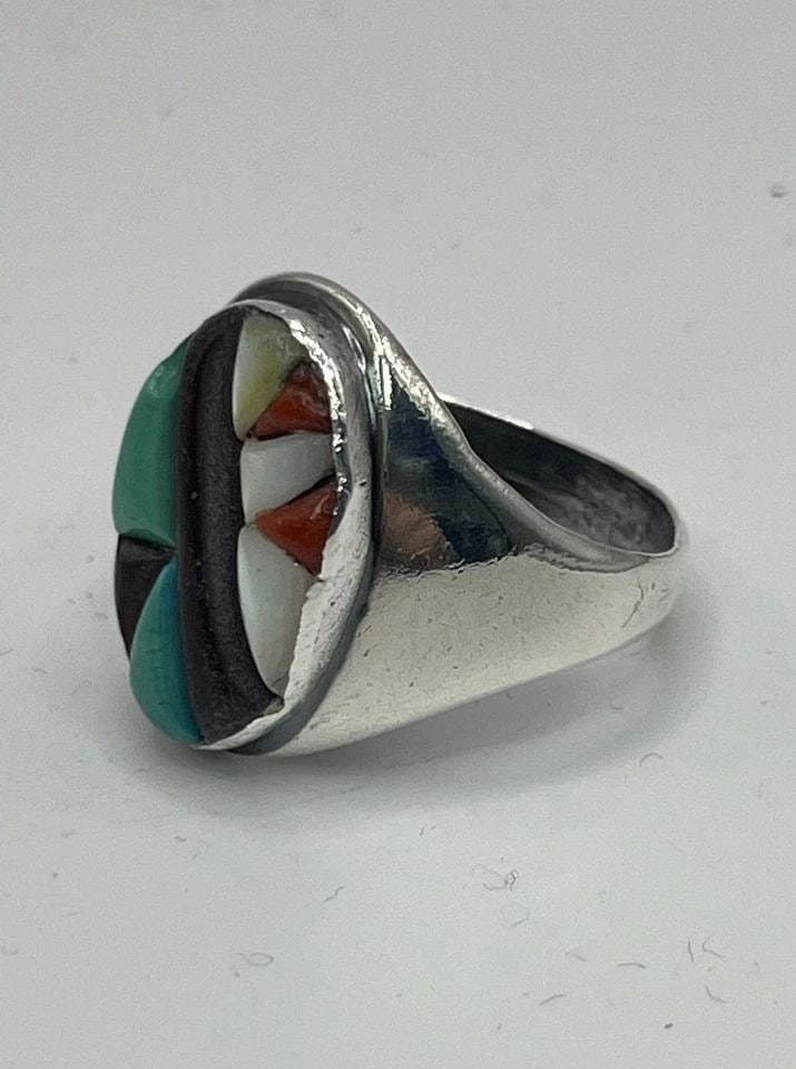 NATIVE AMERICAN R> STERLING SILVER AND MULTI-STONE INLAY RING (1 of 1)