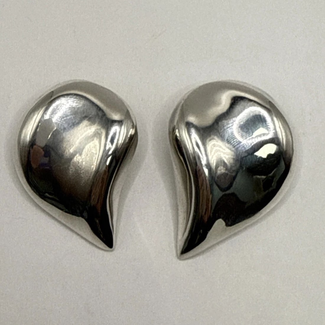 STERLING SILVER MODERNIST CLIP-ON EARRINGS (1 of 2)