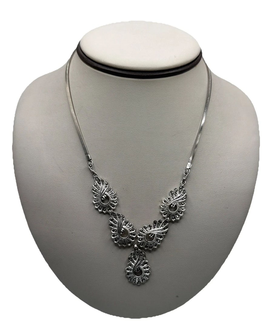 STERLING SILVER & MARCASITE LEAF DESIGN NECKLACE 15" (1 of 1)