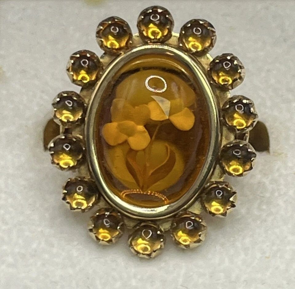 ROSSANA ITALY ENGRAVED AMBER SET - INCLUDES RING SIZE 9 & DROP EARRINGS (1 of 1)